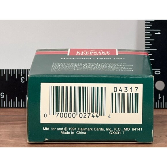 1991 HALLMARK KEEPSAKE ORNAMENT QX431-7 OLD-FASHIONED SLED - Picture 3 of 7